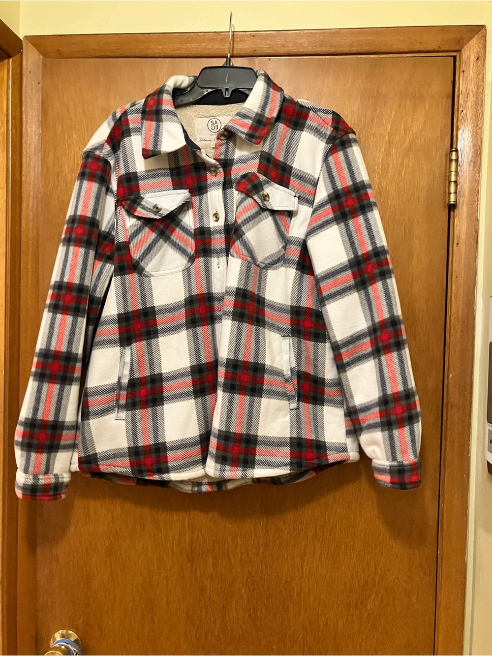 SAGE Collective Plaid Fleece Shacket - White, Black & Red sz XL